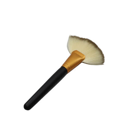 Illuminator brush, Makeup, Nine Beauty