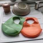 Tommee Tippee baby bib, 6m+, green or orange