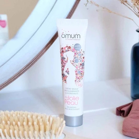 Omum Crema Facial Hidratante y Equilibrante Bio Ma Jolie Peau 40ml