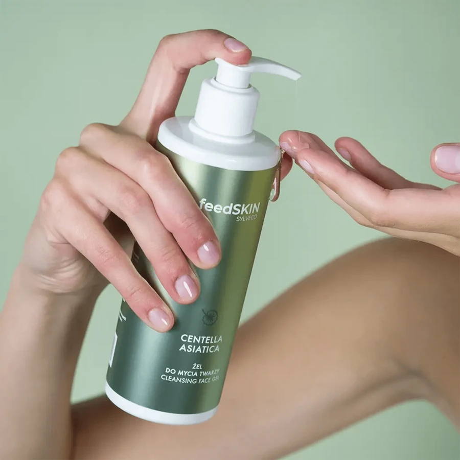 Sylveco FeedSkin Gel limpiador facial con Centella Asiática, 300 ml