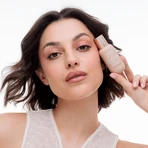 Paese Puff Cloud, satijnen gezichtsfoundation met vervagingseffect, 01 Licht Beige, SPF 20, 37 ml