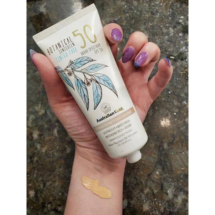 Australian Gold Botanical Crema solar facial mineral resistente al agua SPF50 con pigmento claro 88ml