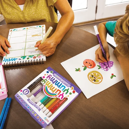 Yummy Yummy washable perfumed crayons - Set of 12