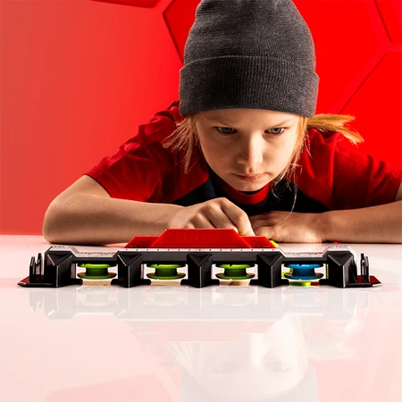 Magshuto - Gioco di lancio di magneti Knockout Rail