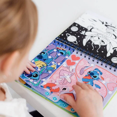 Set creativo Lilo e Stitch con adesivi e numeri da incollare