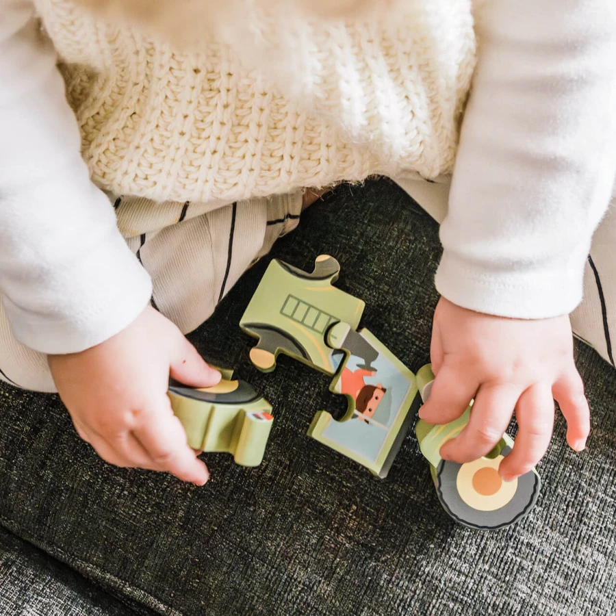 Traktor-Puzzle aus Holz, Orange Tree Toys
