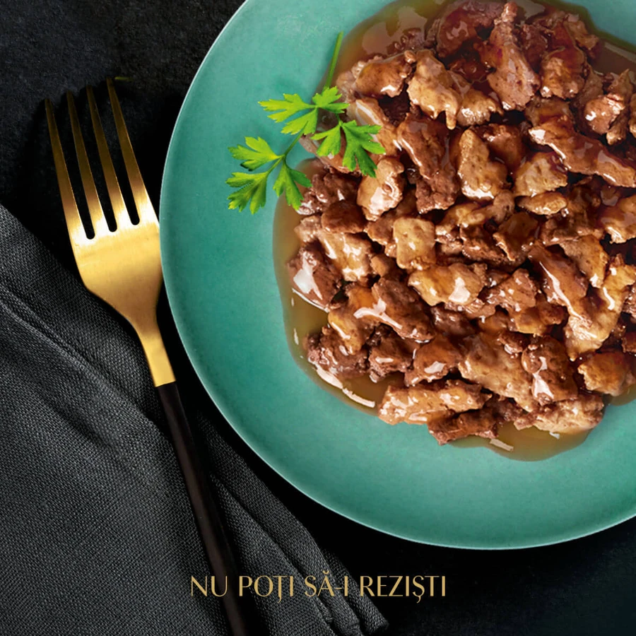 SHEBA Select Slices, Huhn und Rind, Beutel Katzennassfutter, (in Sauce), 85g