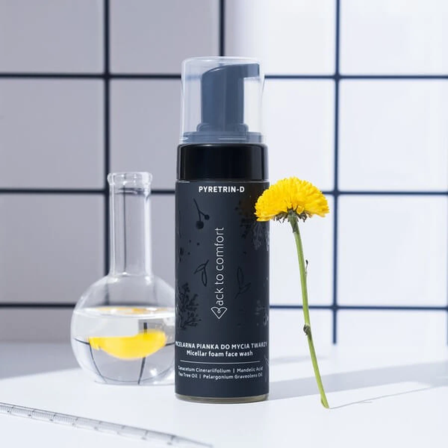 Zurück zu Comfort Pyretrin-D, mizellarer Reinigungsschaum für das Gesicht, 150 ml