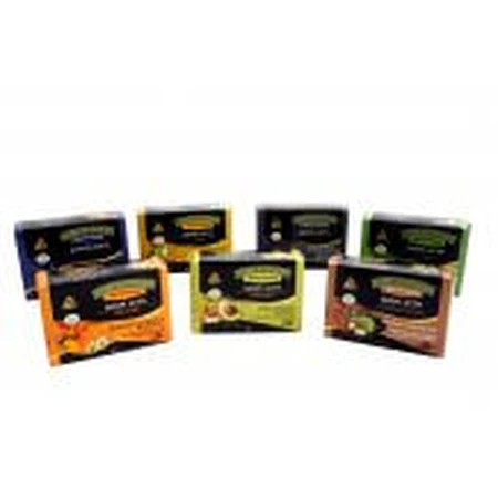 Peeling Active Soap mit Aprikosenkernen, Karotte, Avocado und Zitrusnoten 100 g Verre de Nature