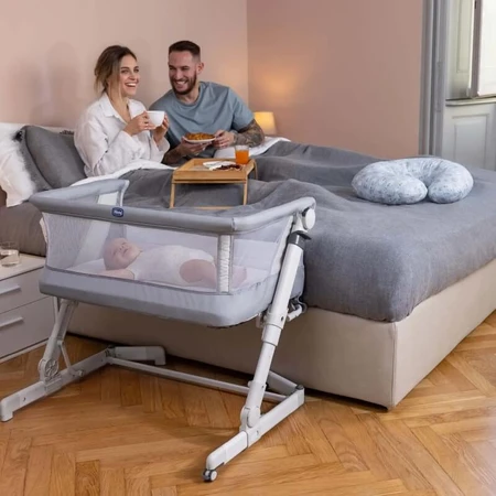 Chicco next2me popup – bijbedje in de kleur ‘grey mist’