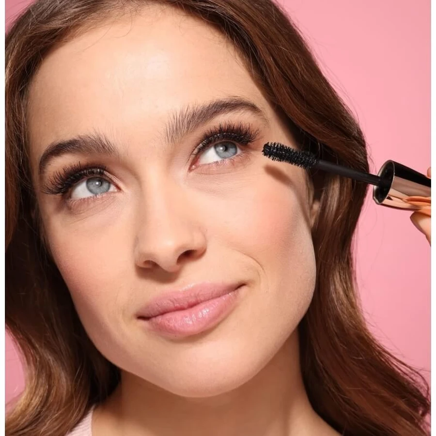 Deborah Kit: Perfect Look - Instant Maxi Volume Mascara + 24-uurs zwart oogpotlood + tweefasige make-upremover + clutch