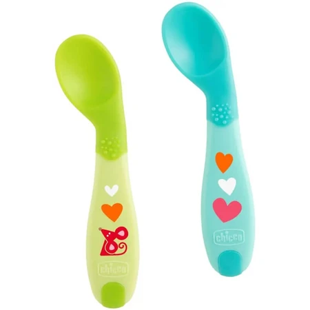 Chicco – prima linguriță cu vârful înclinat, 8 luni+, albastru