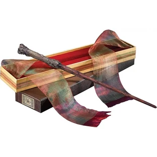 Colecția Noble: Bagheta magică a lui Harry Potter cu husă Ollivanders