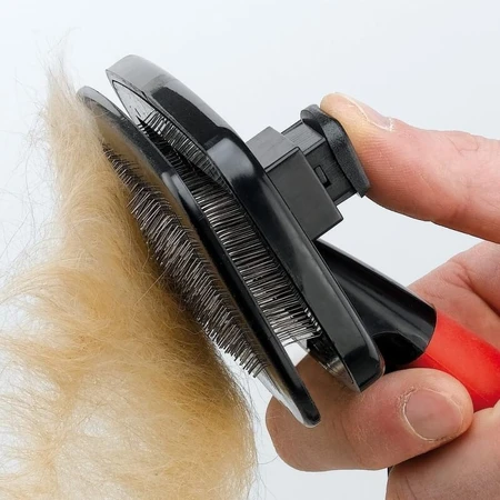 Ferplast Gro 5955 - Verzorgingsborstel voor honden en katten met een middellange en lange vacht, voorzien van een Quick-Clean-systeem