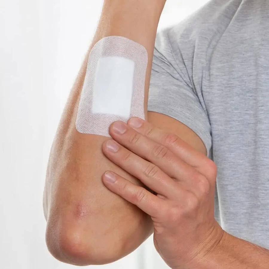 Essity Leukomed niet-geweven postoperatief verband - 5 pleisters, 7,5 x 5 cm
